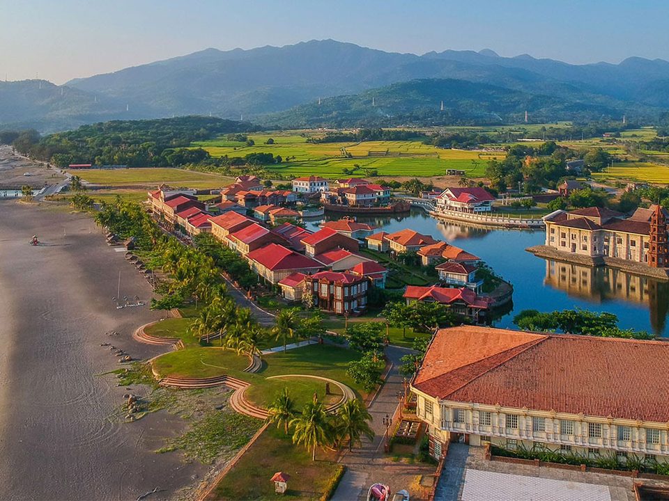 Las Casas Filipinas de Acuzar - relocated heritage houses on Bagac Bay